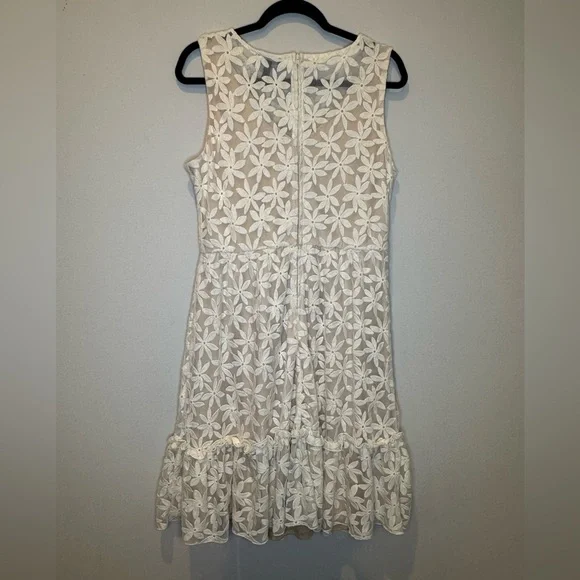 Luxology Cream Flower Embroidered Dress size 12 - Picture 2 of 6